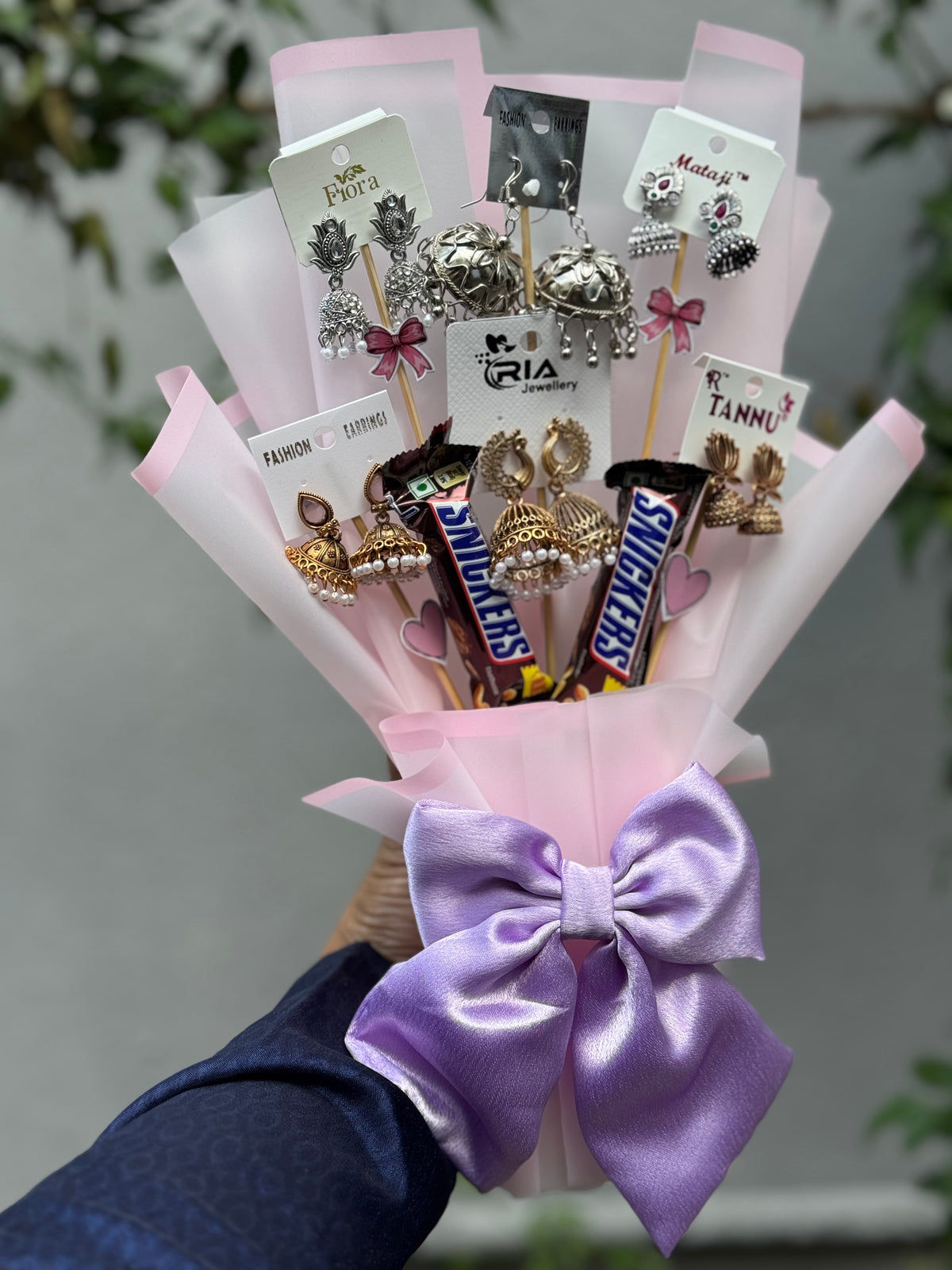 Jhumka bouquet