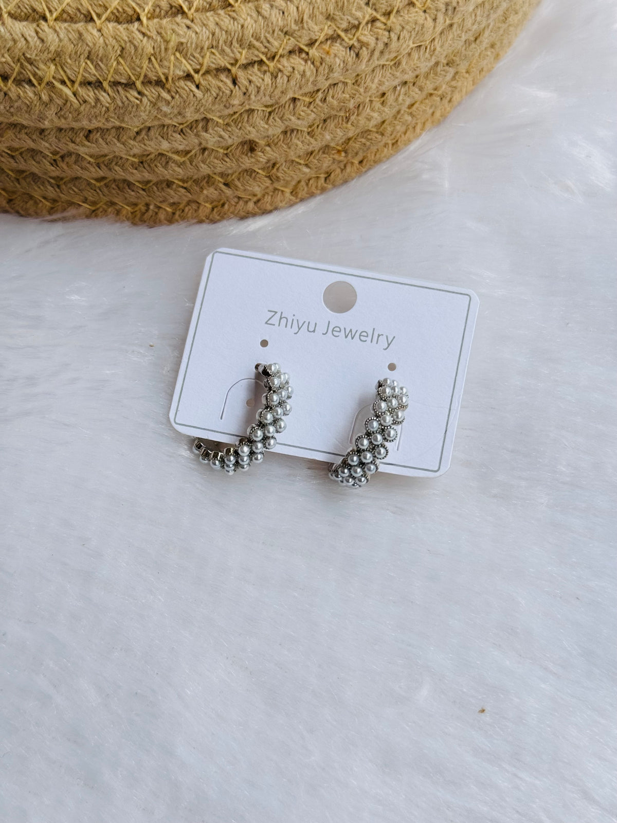 Bead stud