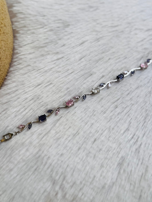 Tulip bracelet