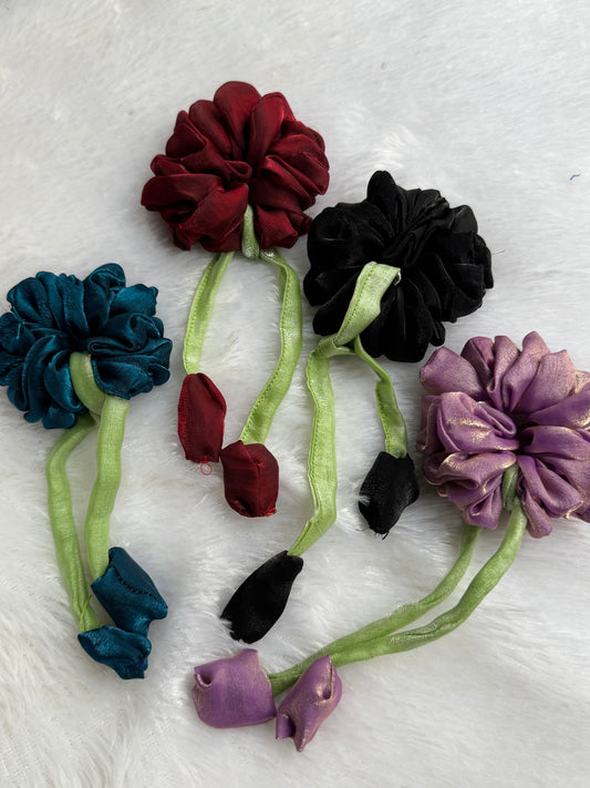 Tulip scrunchies