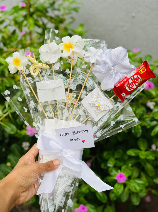 White Theme Bouquet