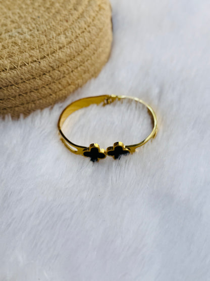 Clover kada
