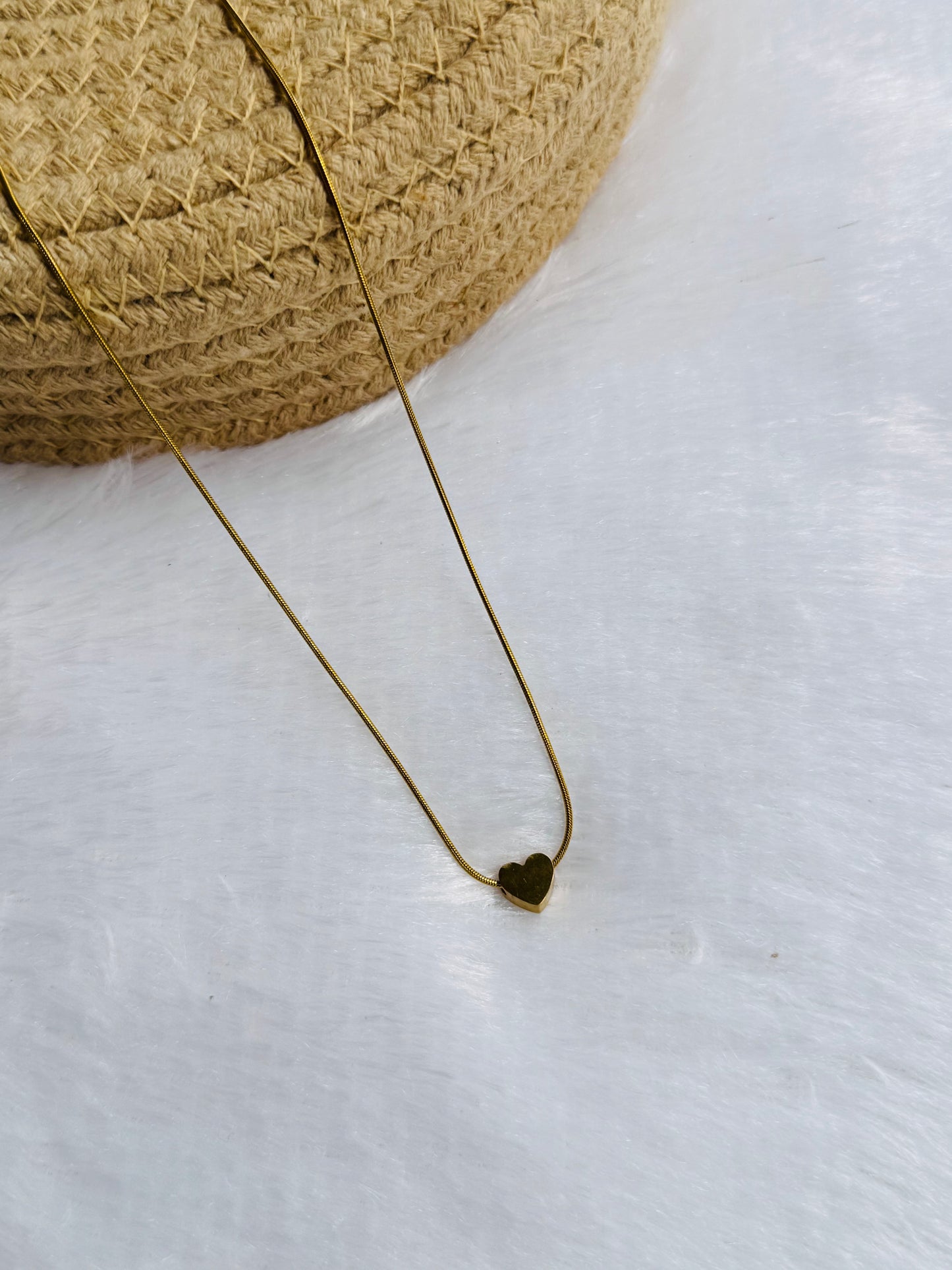 Tiny heart necklace