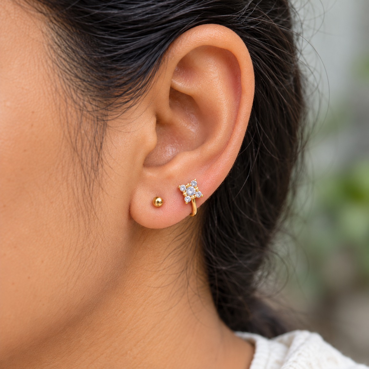 Ear cuff