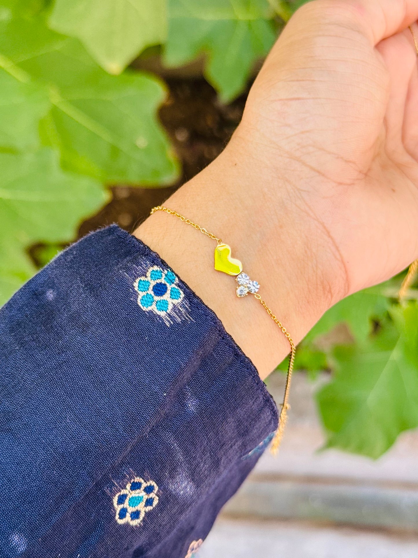 Minimal bracelet