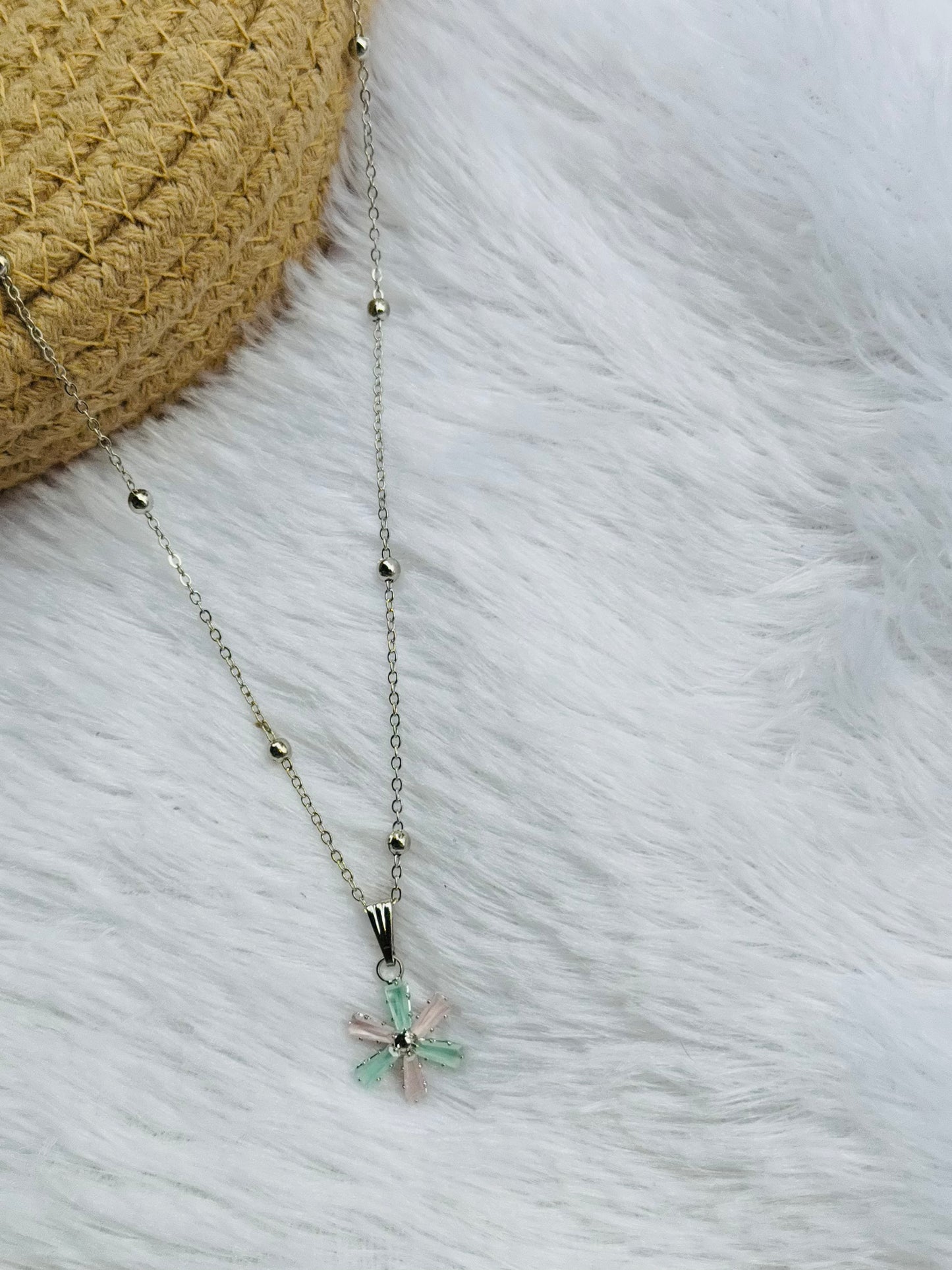 Neckchain