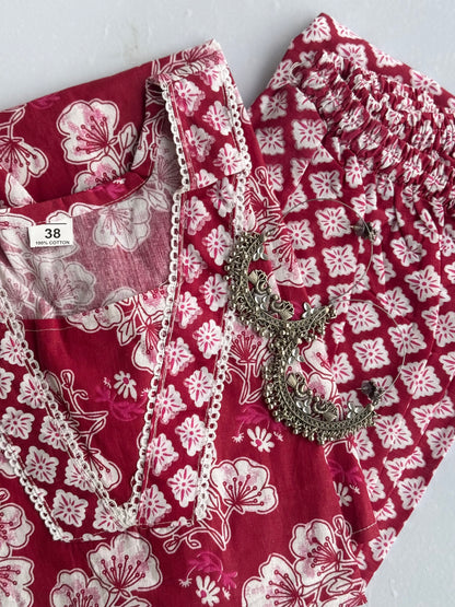 Salwar suit