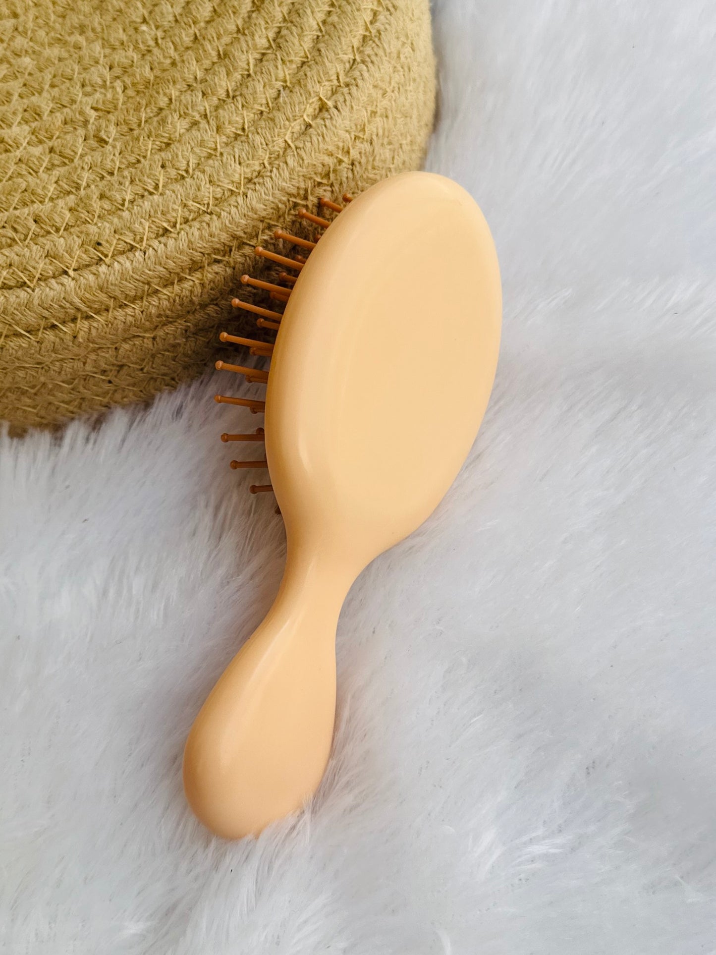 Cute comb