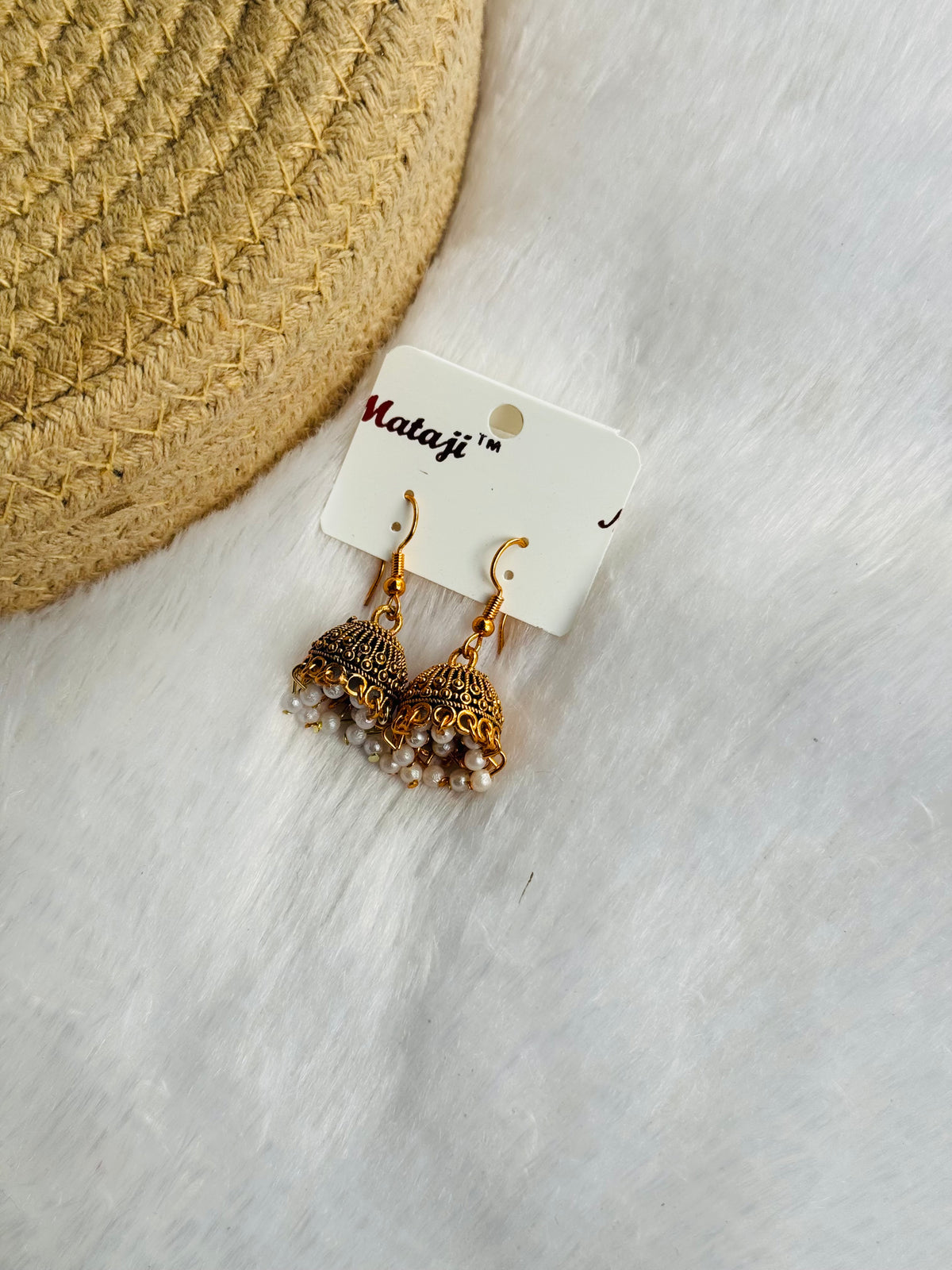 Small jhumka