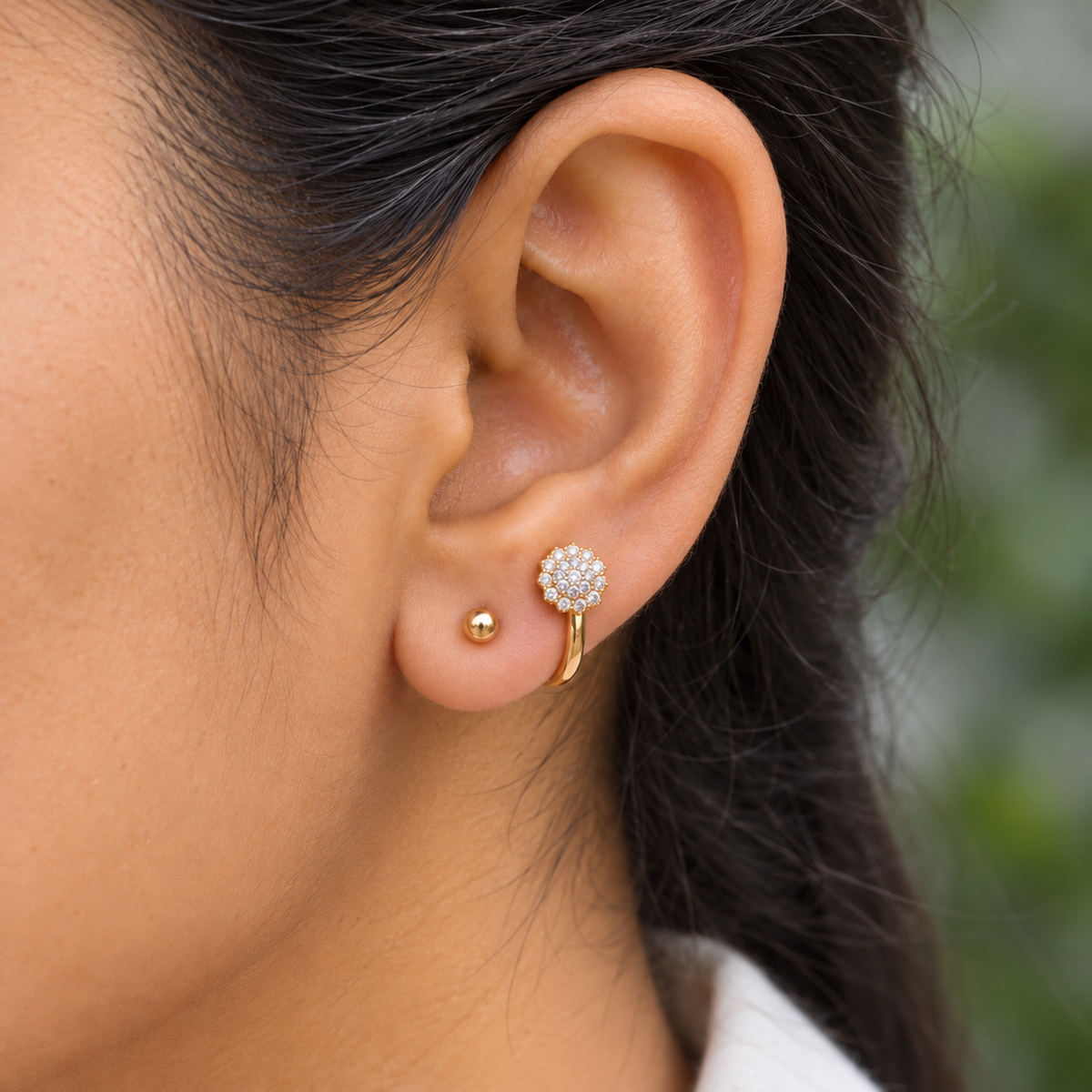 Ear cuff