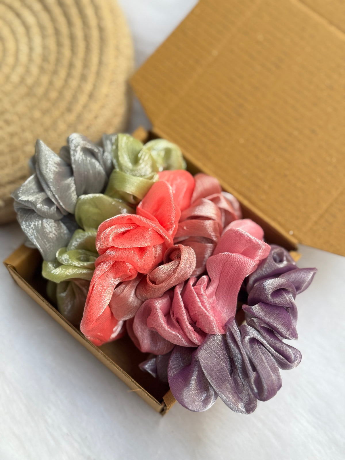 Organza scrunchies