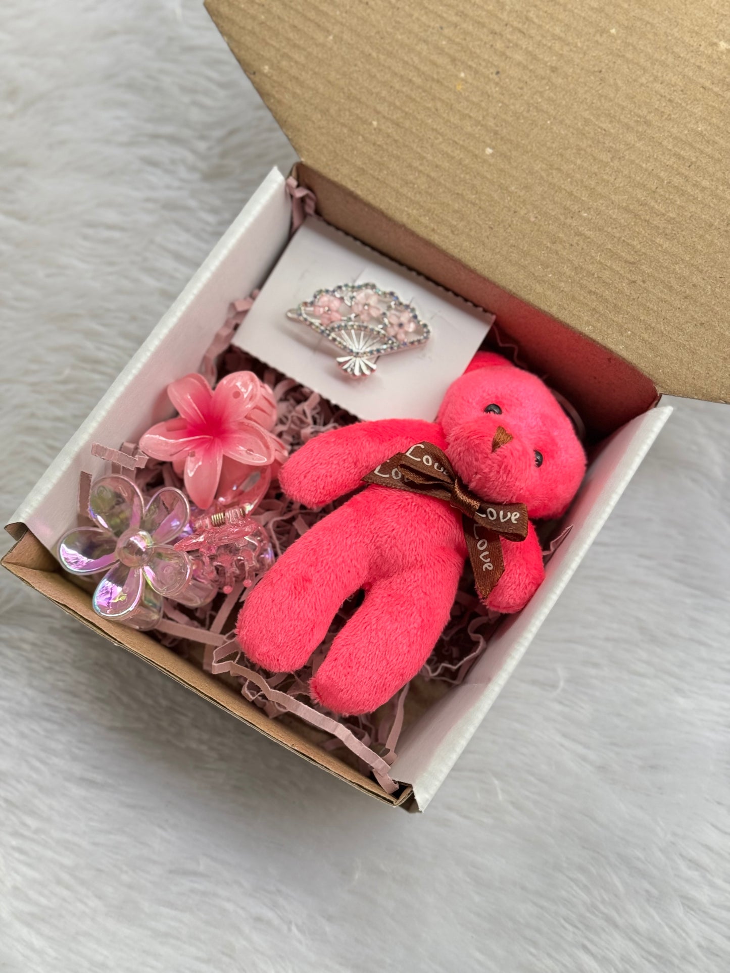 Teddy Hamper