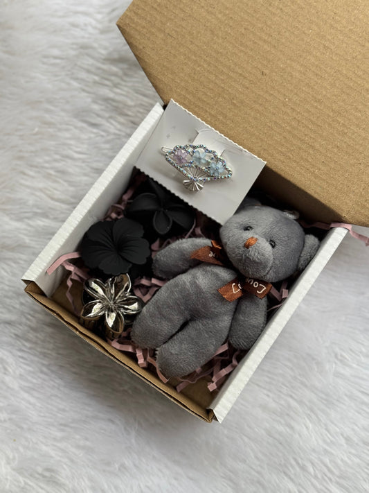 Teddy Hamper