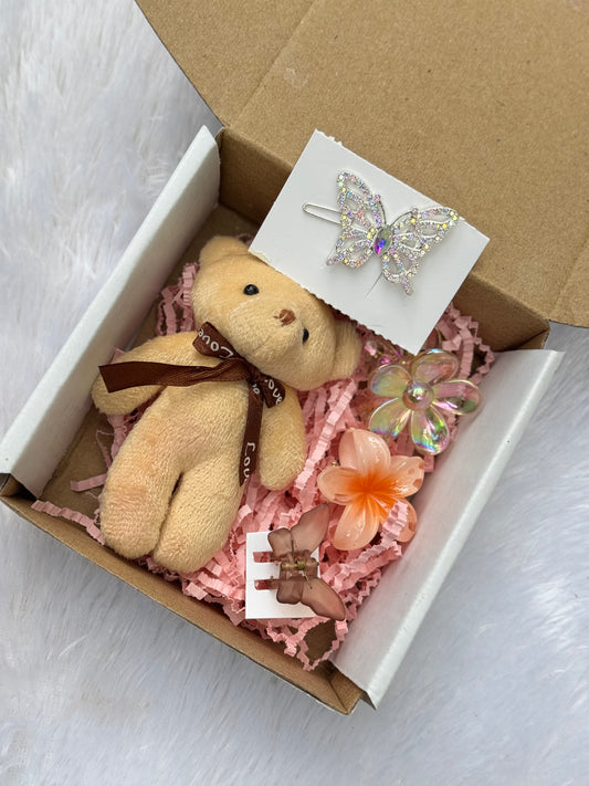Teddy Hamper