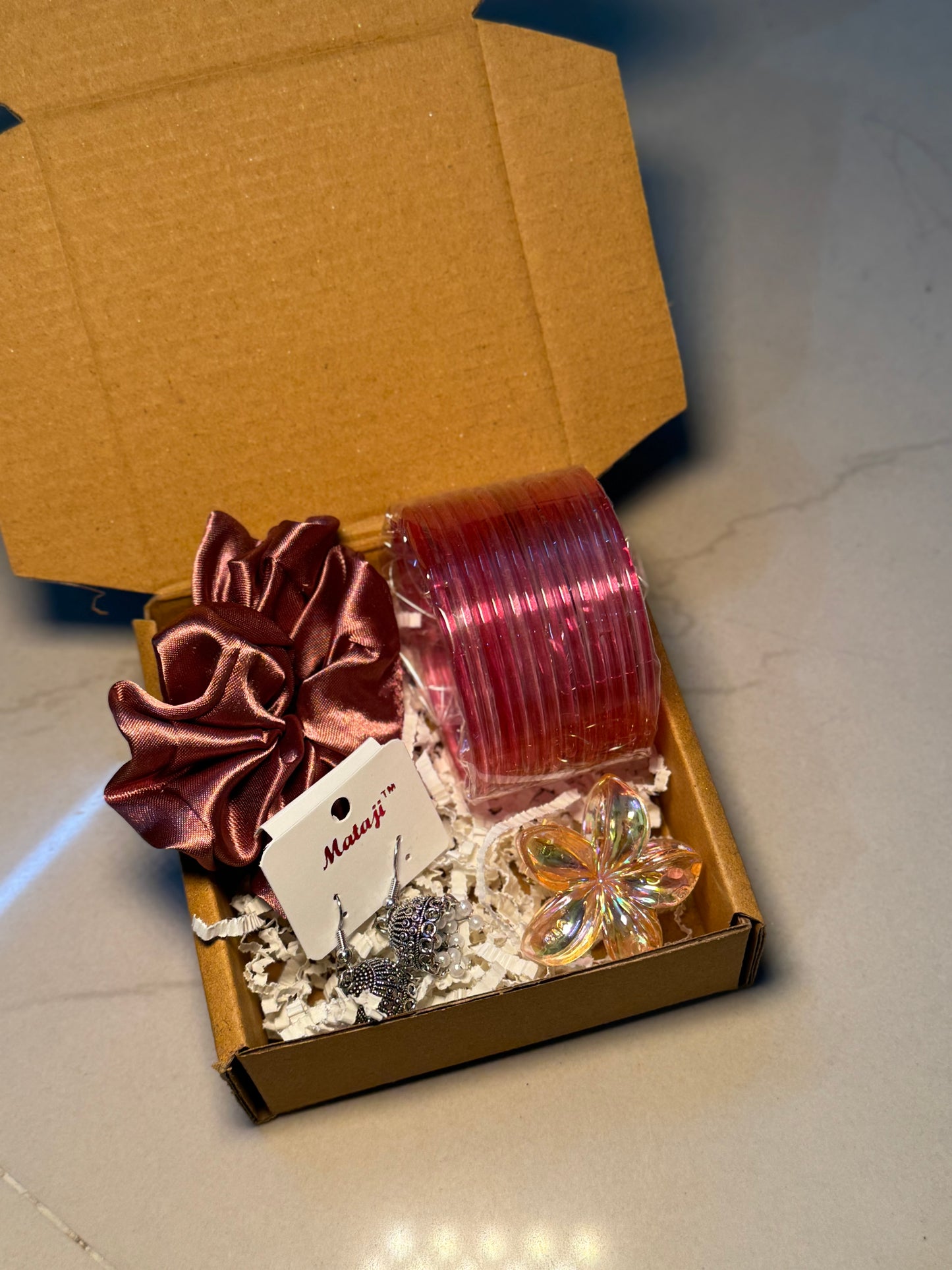 Dainty gift box