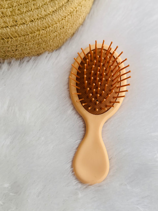 Cute comb