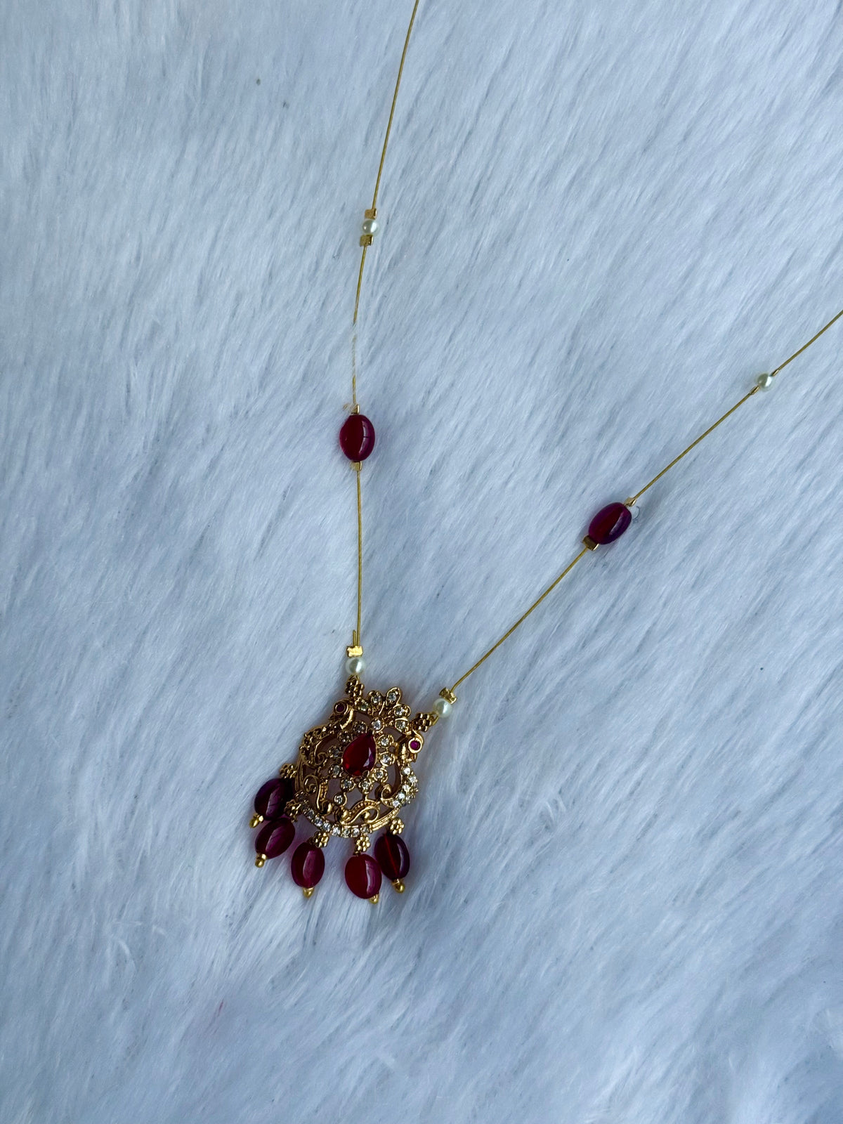 Invisible necklace