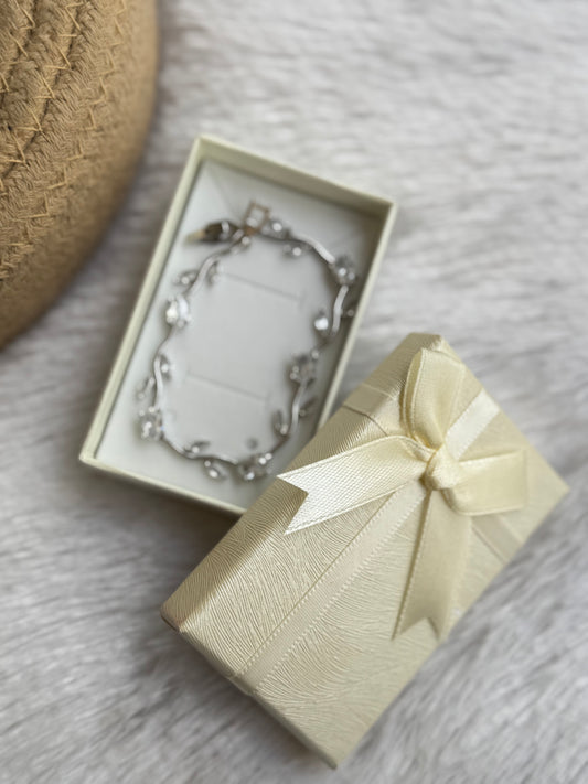 Tulip bracelet