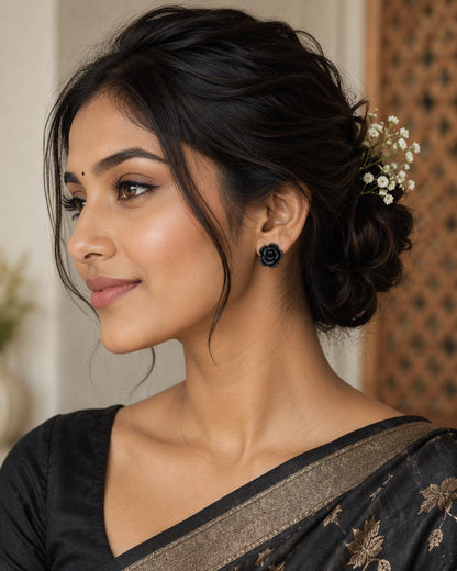 Mini rose stud