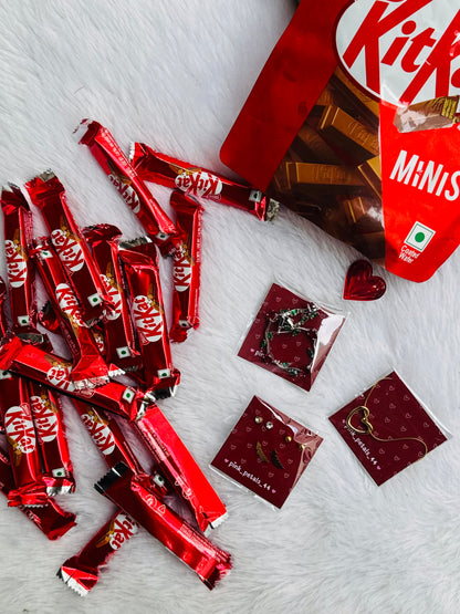 Kitkat jewelry pouch