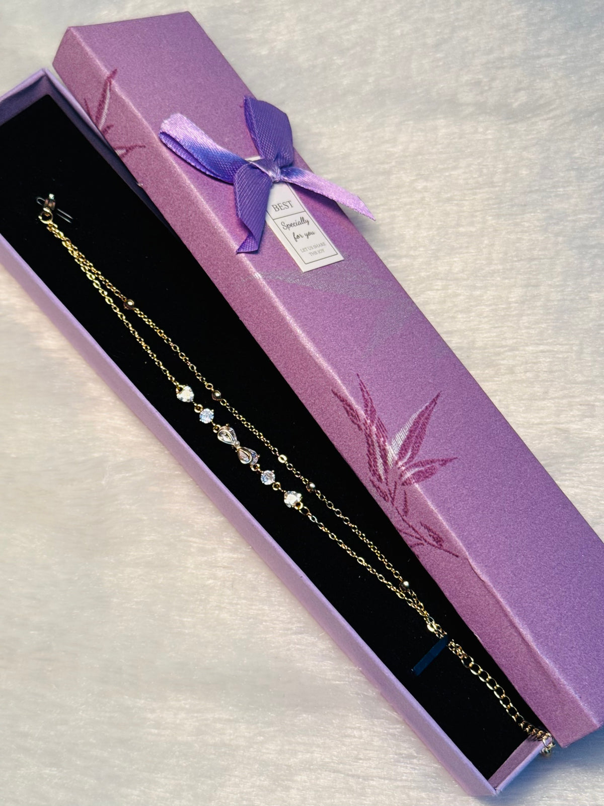 Bow bracelet