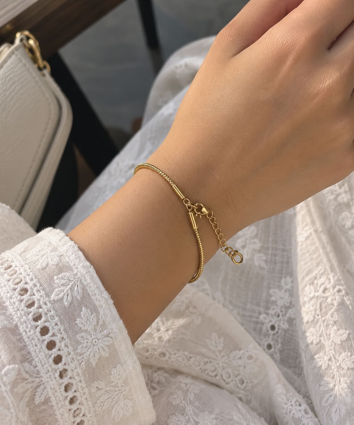 Worm bracelet